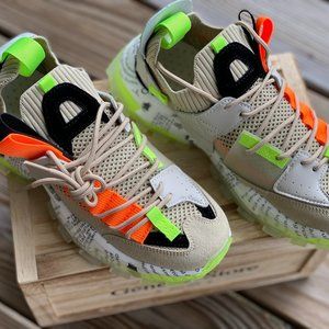 THE ROVUX SCRIPT LADIES SNEAKERS SZ 8